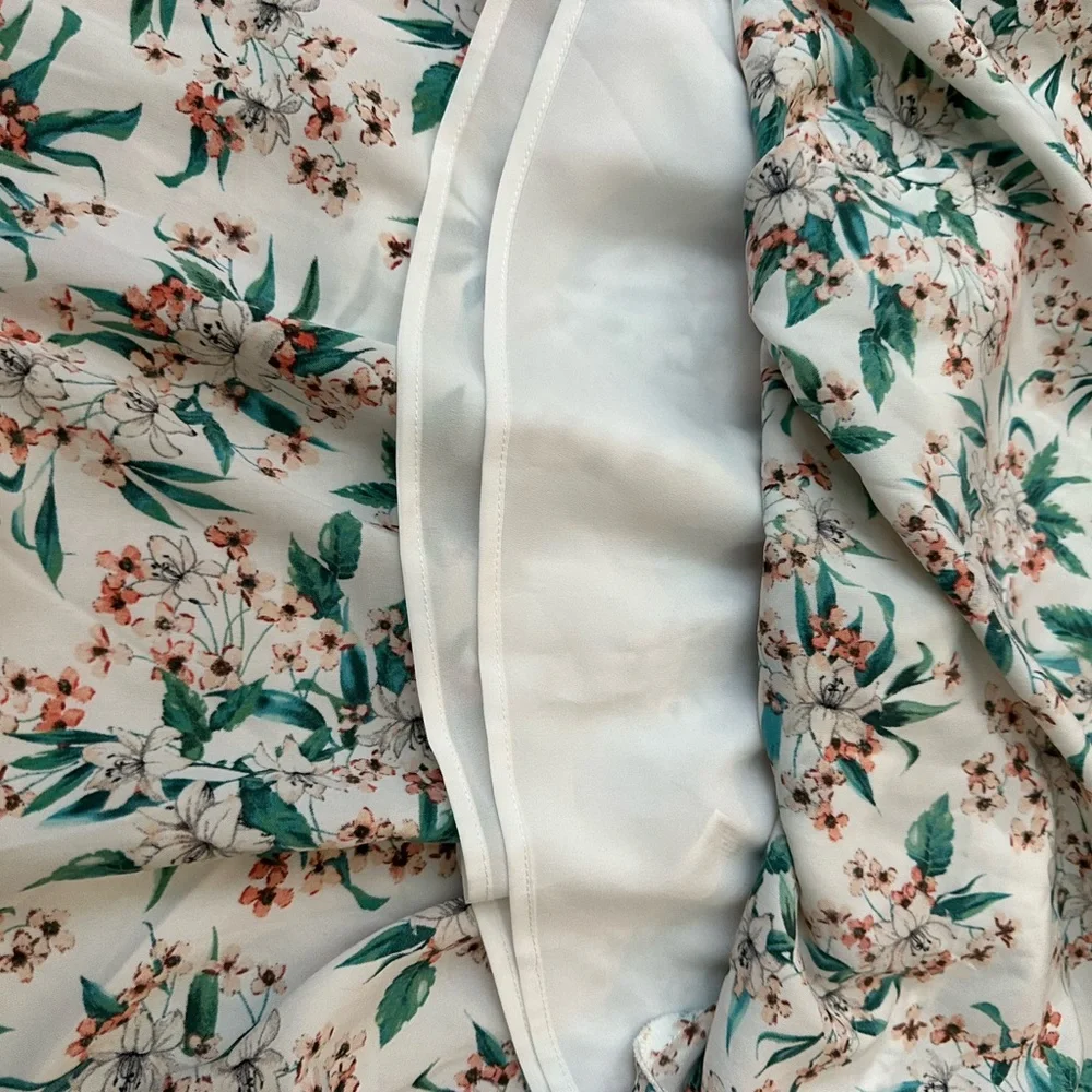 Anthropologie Moon River Layered Floral Skirt Med Stretchy waist 2 layers